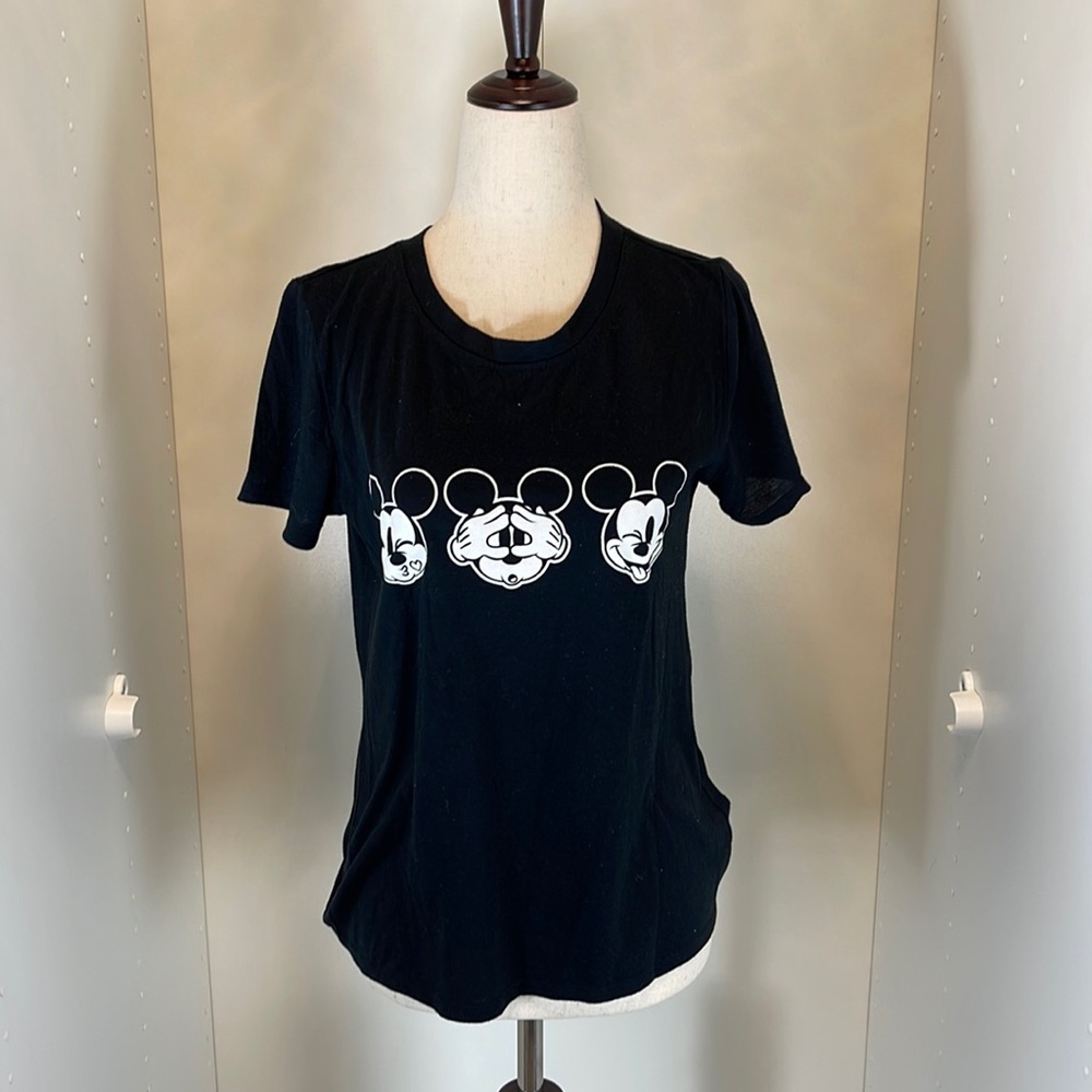 Disney Mickey Mouse Shirt Size Medium